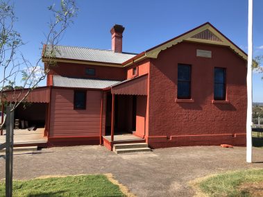 Maliarske práce Bratislava, Maliar Paul, Slovensko, profesionál, dekoratívne betónové stierky, dekoratívne nátery, developerské projekty, airless striekanie, fasády, exteriér, interiér