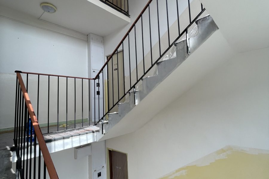 Maliarske práce Bratislava, Maliar Paul, Slovensko, profesionál, dekoratívne betónové stierky, dekoratívne nátery, developerské projekty, airless striekanie, fasády, exteriér, interiér