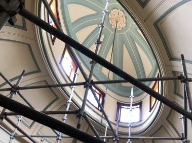 Maliarske práce Bratislava, Maliar Paul, Slovensko, profesionál, dekoratívne betónové stierky, dekoratívne nátery, developerské projekty, airless striekanie, fasády, exteriér, interiér