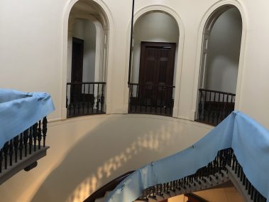 Maliarske práce Bratislava, Maliar Paul, Slovensko, profesionál, dekoratívne betónové stierky, dekoratívne nátery, developerské projekty, airless striekanie, fasády, exteriér, interiér