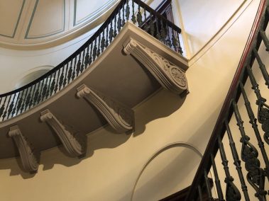 Maliarske práce Bratislava, Maliar Paul, Slovensko, profesionál, dekoratívne betónové stierky, dekoratívne nátery, developerské projekty, airless striekanie, fasády, exteriér, interiér